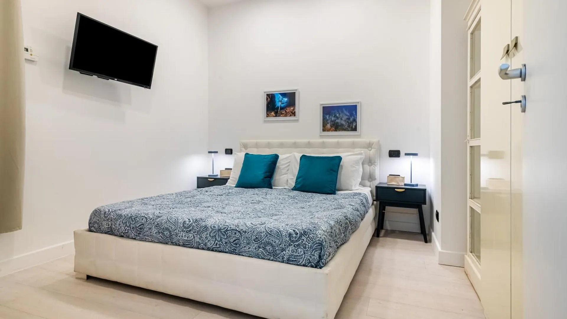 La Cala Sea View Apartment With Balconies Palermo